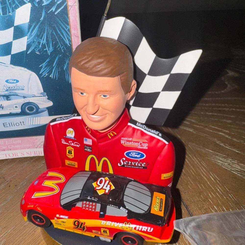 Hallmark Keepsake‎ Nascar Bill Elliott Mcdonalds Christmas Tree Ornament 1999 94